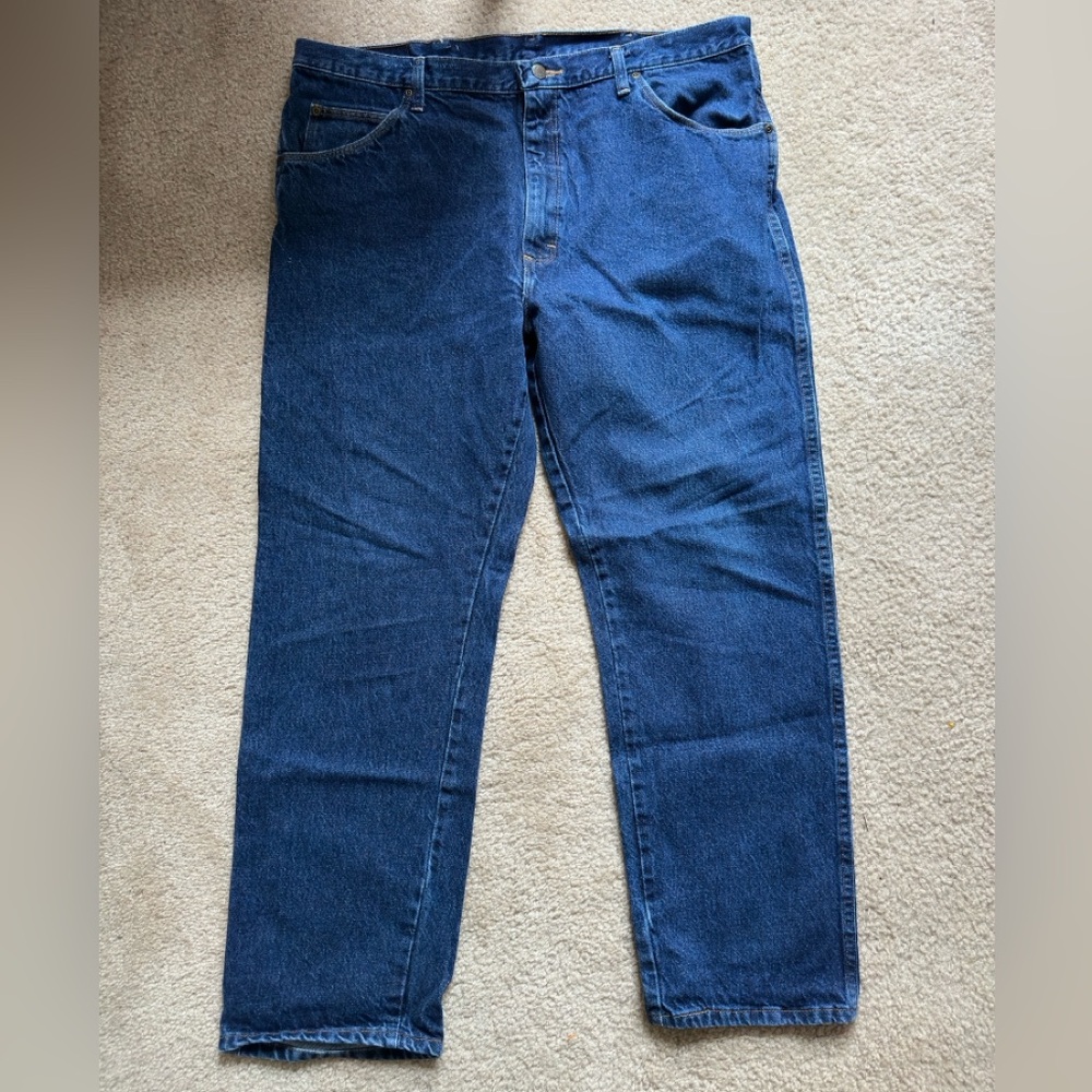 Wrangler Authentic Jeans Mens 40x30 Dark Wash Straight Leg Denim 98501MR